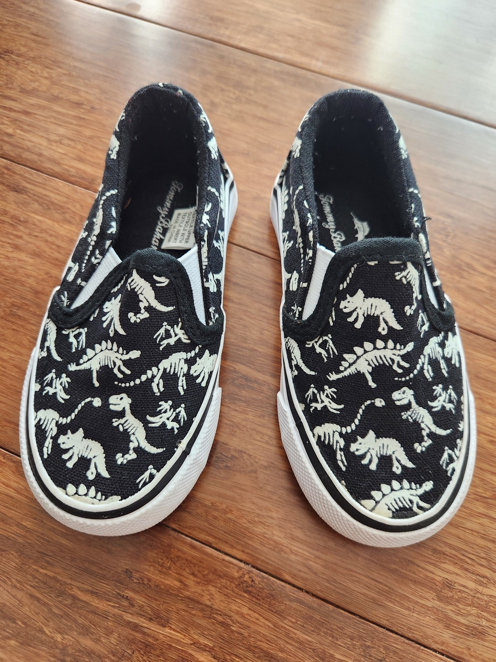 Tommy Bahama Kids Boys Black Dinosaur Slip-On Canvas Shoes, Size 7